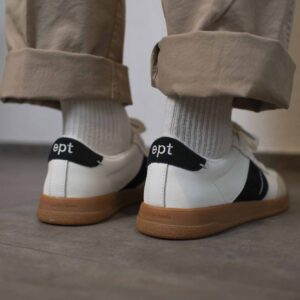 Sneaker East Pacific Trade Santos off white/black